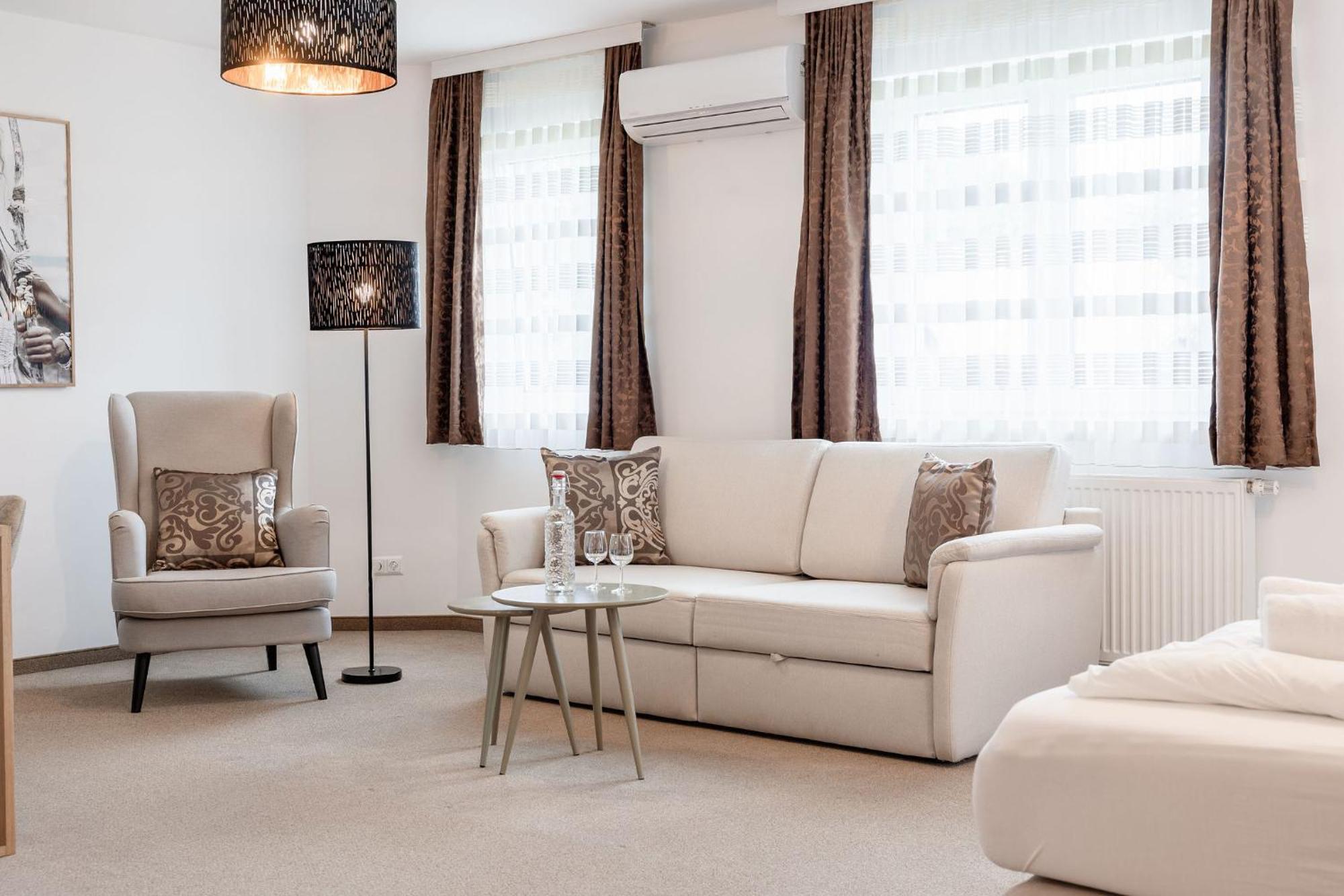 Casa Plus フィラハ エクステリア 写真